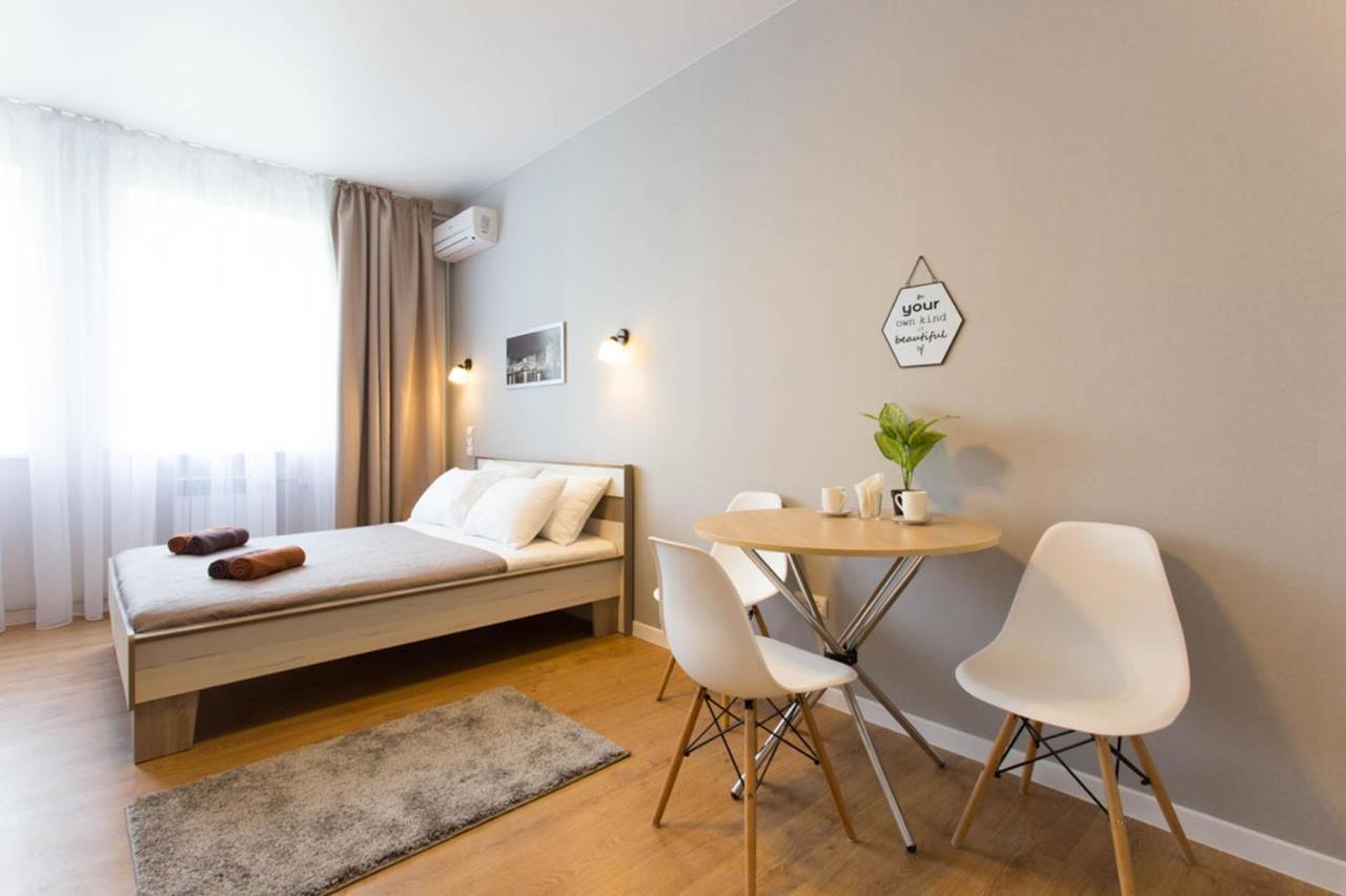 Apartment Modern Studio, Metro Yaroslava Mudroho And Universytet - Chernyshevska Str 95-2 Kharkiv
